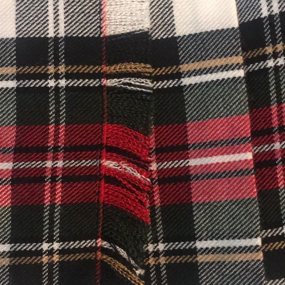 Glenn Apian kilt red/black girl EUC. Bin A7 - Picture 2 of 9